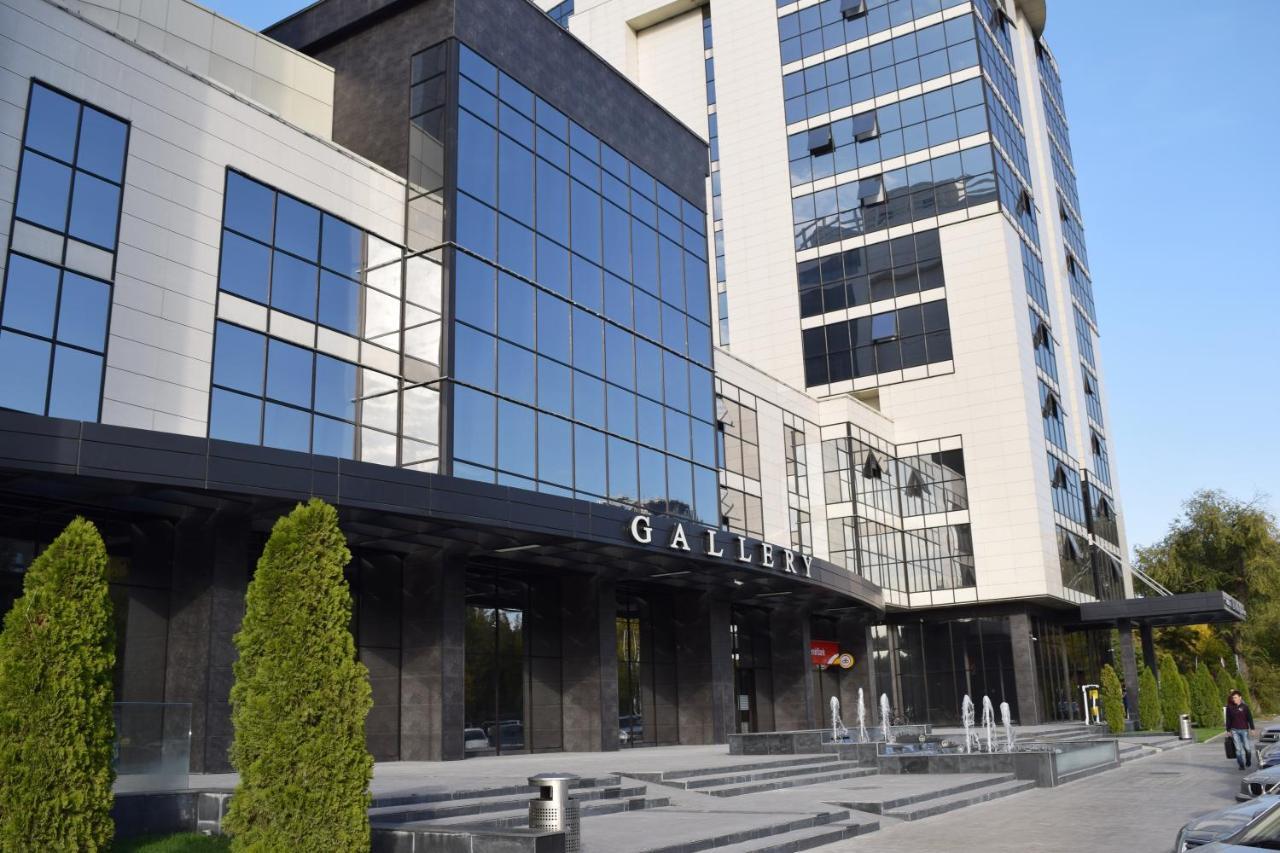 Bishkek Sunny Apartment In The Center Exterior photo